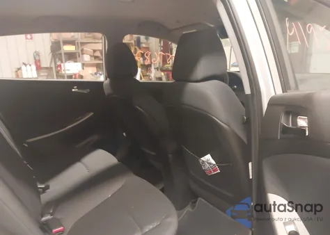 2013 Hyundai Accent Se from USA, damaged, VIN KMHCU5AE9DU061639